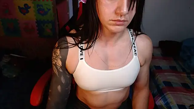 Snapshot of dannafitness chatting on March 6, 8:05 pm dannafitness online show from March 6, 8:05 pm