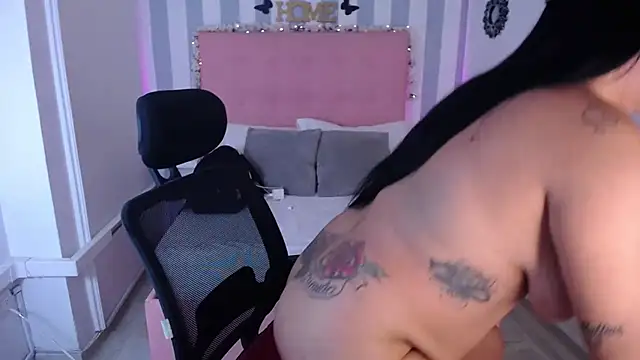 Lunna boobs online show from October 15, 4:12 am