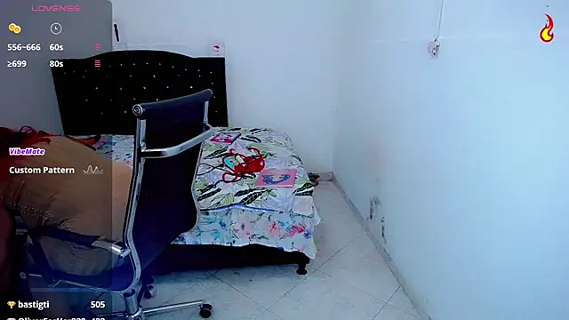 Hot-Rihanna online show from March 14, 3:45 am