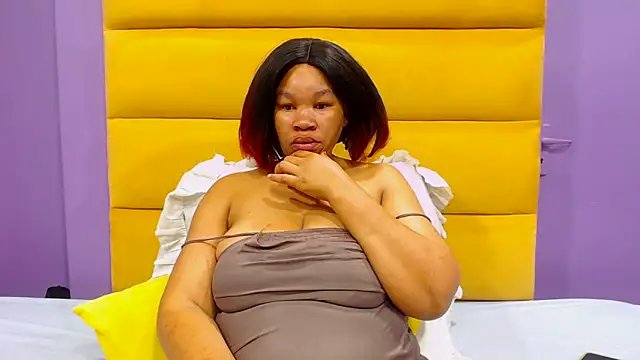 YELLOWBUSTYMELLONS online show from September 10, 6:13 am