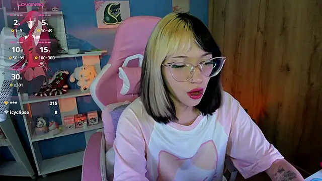 Artic love online show from March 13, 9:43 am