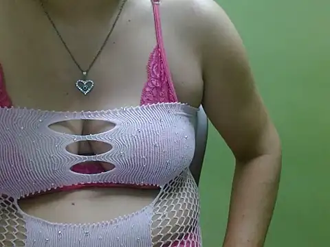 LOVERIAKOL online show from April 5, 6:16 pm