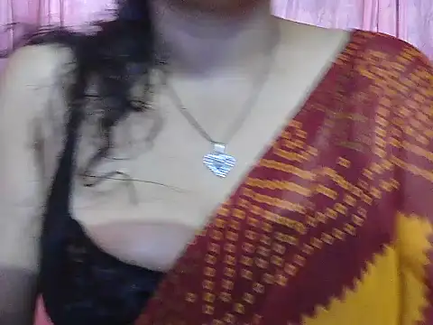Snapshot of LOVERIAKOL chatting on May 17, 10:22 am LOVERIAKOL online show from May 17, 10:22 am