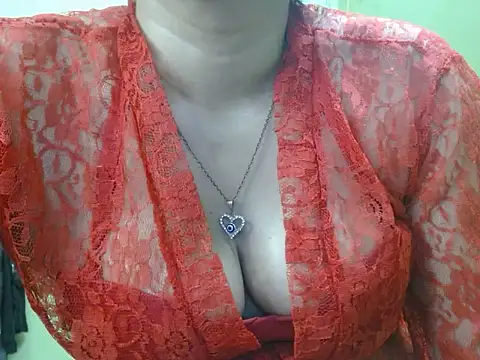 Snapshot of LOVERIAKOL chatting on May 31, 5:42 pm LOVERIAKOL online show from May 31, 5:42 pm