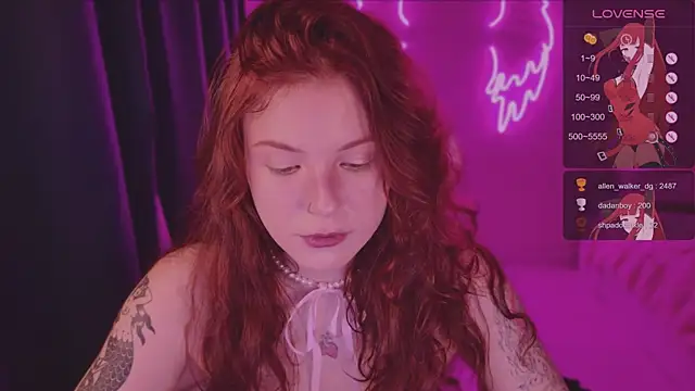 Elsie Ginger online show from December 2, 10:34 pm