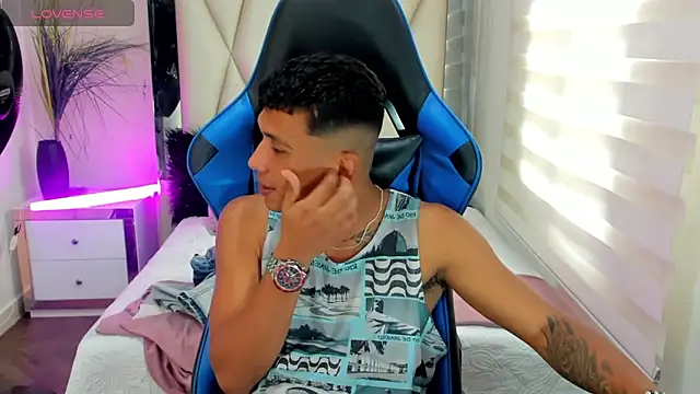 Backsex boy online show from March 15, 3:27 pm