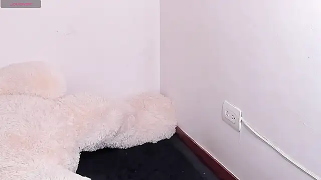 rousesuly online show from January 18, 2:03 am