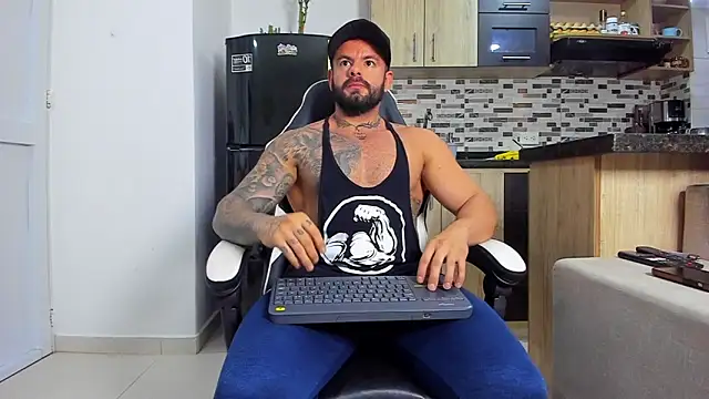 Johnnygrayson1 online show from November 30, 12:36 am