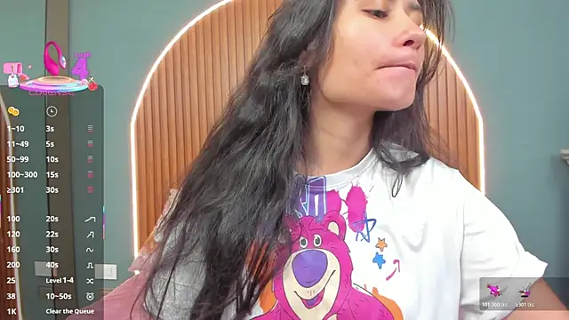 NayeCloud online show from December 19, 3:46 am