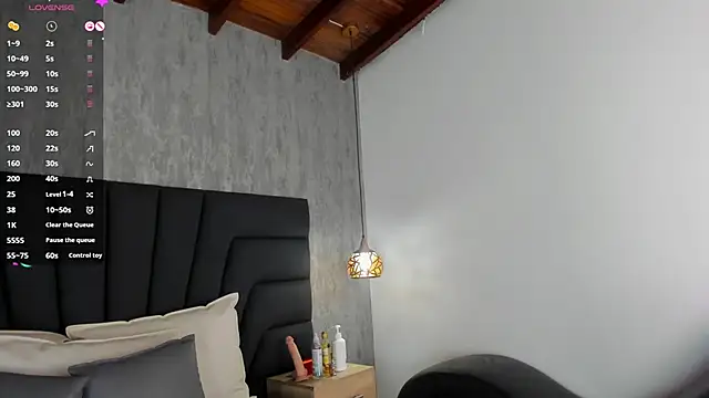 Sabrina Lennox online show from February 25, 10:50 pm