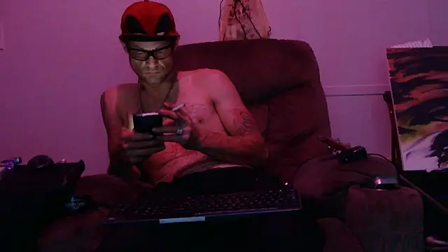 TheOneYouLove69 online show from February 24, 4:05 am