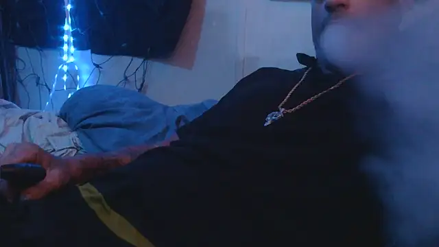 TheOneYouLove69 online show from November 30, 4:38 am