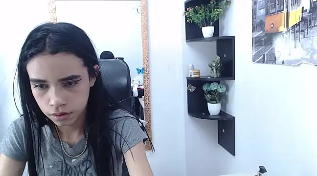 Jasmin Skinny online show from January 25, 4:56 am