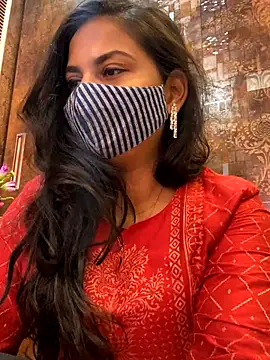 Snapshot of HaaniKaur chatting on October 14, 7:09 am HaaniKaur online show from October 14, 7:09 am