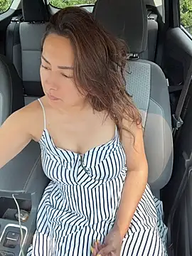 xLadyScarlettx online show from July 14, 3:40 pm