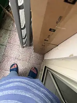 Snapshot of Lucom23 chatting on December 8, 9:35 am Lucom23 online show from December 8, 9:35 am