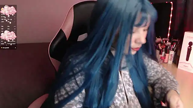 Snapshot of Theprojectsaraa chatting on February 19, 2:57 pm Theprojectsaraa online show from February 19, 2:57 pm