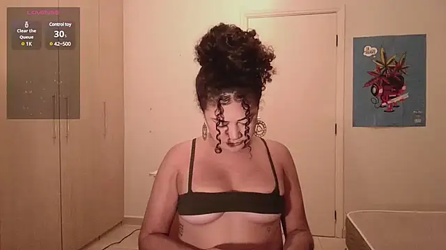 Snapshot of ann4montez_ chatting on January 14, 3:22 am ann4montez  online show from January 14, 3:22 am