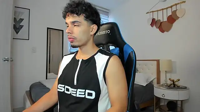 mateoleonee online show from March 1, 7:15 pm