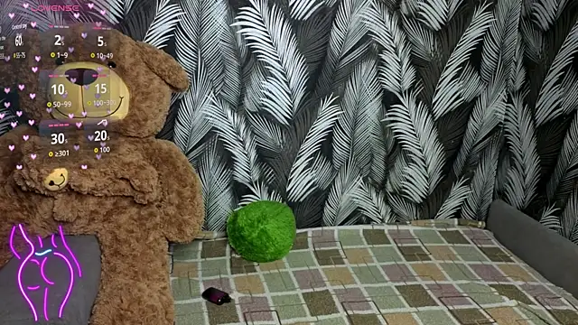 Hellen Moore online show from October 4, 12:19 am