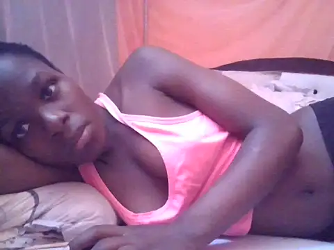 Snapshot of ebonyvalleria1 chatting on June 18, 10:19 am ebonyvalleria1 online show from June 18, 10:19 am