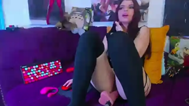 Paulamontero1 online show from November 1, 10:45 pm