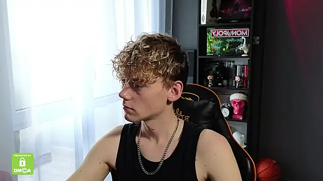 Keytaro online show from October 11, 11:09 am