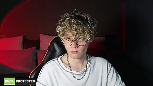 Keytaro online show from March 28, 12:16 pm