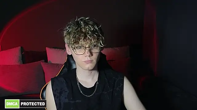 Keytaro online show from March 30, 2:51 pm