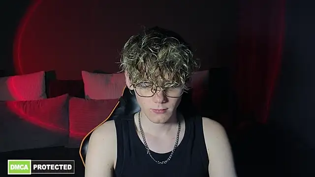 Keytaro online show from April 13, 11:48 am