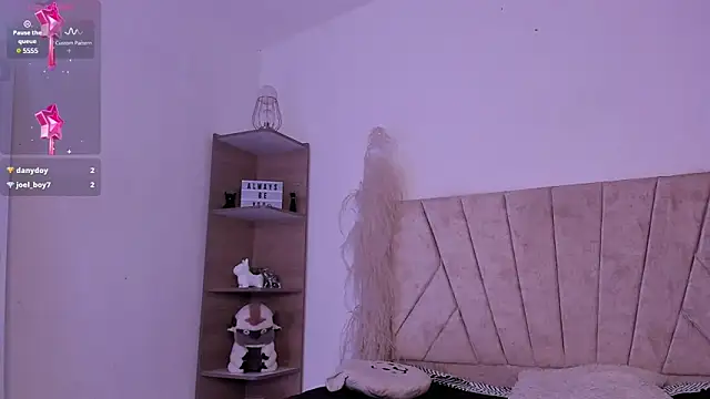 Kaela18 online show from December 2, 4:31 pm