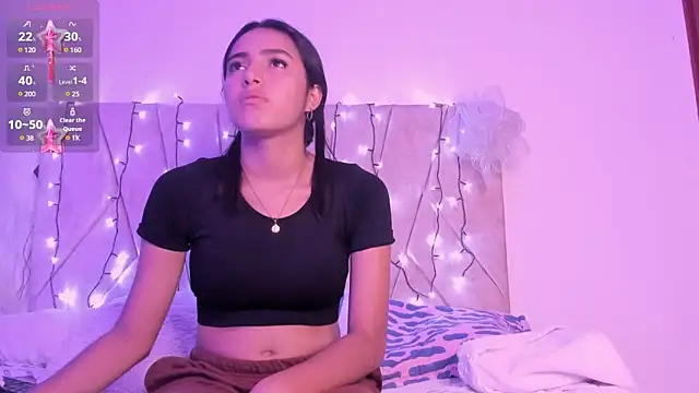 Kaela18 online show from December 7, 1:29 pm