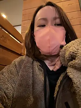 Snapshot of annna_annna_2024 chatting on February 10, 12:37 am annna annna 2024 online show from February 10, 12:37 am