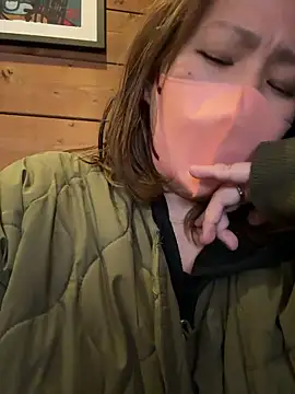 Snapshot of annna_annna_2024 chatting on March 2, 7:26 am annna annna 2024 online show from March 2, 7:26 am