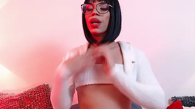 LucyGiraldo online show from February 15, 1:42 am