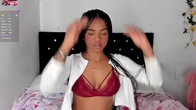 Marce 22 online show from February 2, 8:08 pm