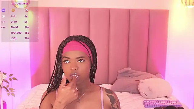 Marce 22 online show from March 2, 7:15 am