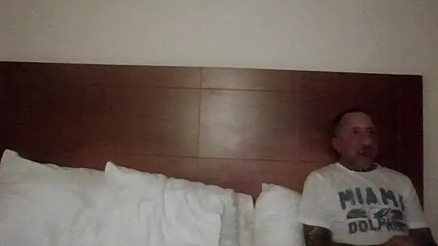 LillyysAllYours online show from November 8, 8:47 am