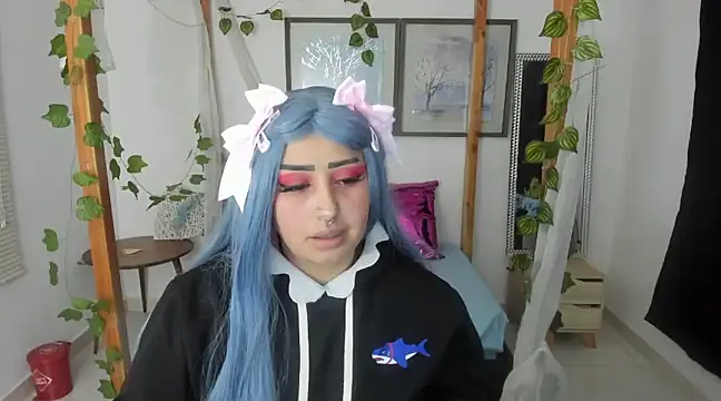 lussyevans24 online show from March 3, 3:30 am