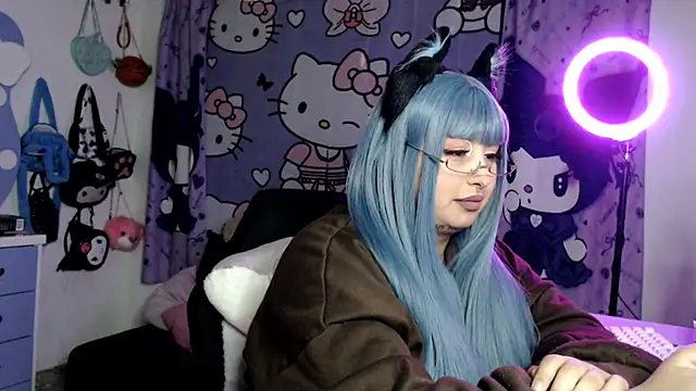 lussyevans24 online show from May 27, 3:14 am