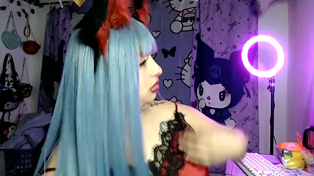 Snapshot of lussyevans24 chatting on June 25, 5:12 am lussyevans24 online show from June 25, 5:12 am