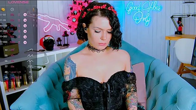 My toys pink online show from January 12, 10:12 pm