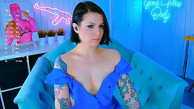 My toys pink online show from March 29, 7:03 pm