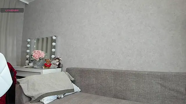 angelica marquise online show from December 4, 7:28 am