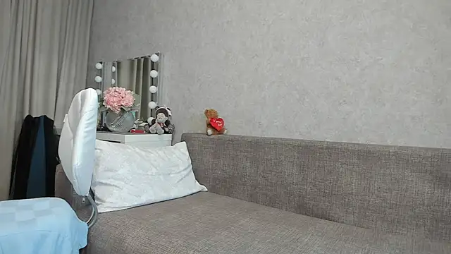 angelica marquise online show from December 17, 9:04 am