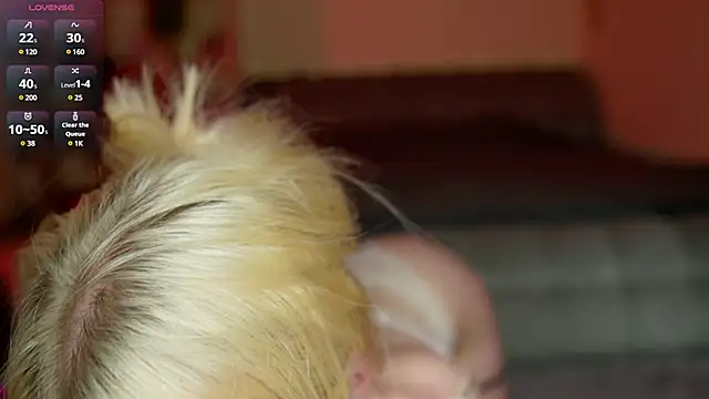 blondy room online show from February 22, 9:15 pm