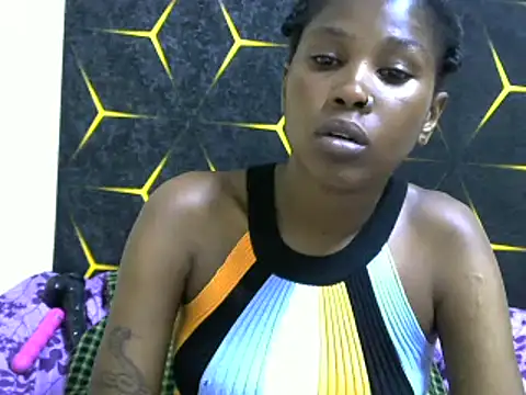 Snapshot of miss_lyne001 chatting on March 12, 7:17 pm miss lyne001 online show from March 12, 7:17 pm