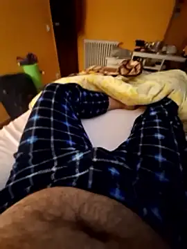 Snapshot of Escondido52 chatting on January 8, 10:12 pm Escondido52 online show from January 8, 10:12 pm