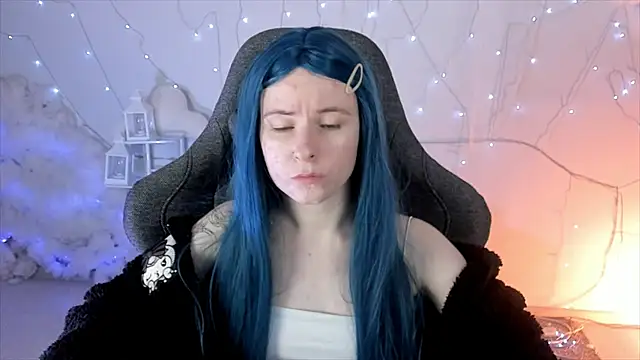 LexiWenford online show from February 3, 5:51 am