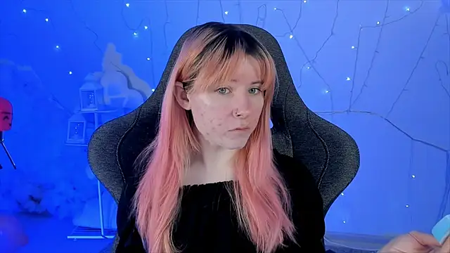 LexiWenford online show from February 12, 2:45 am